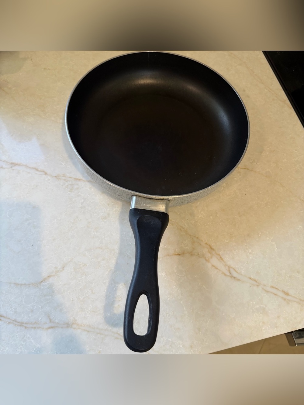 11” Kitchenware Black Frying Pan with Soft-Touch Handle